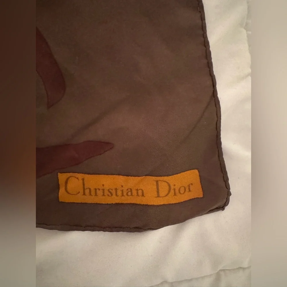 DIOR SCARF